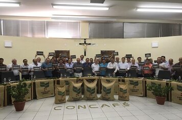 Prefeito de Andradas participa de Assembleia de escolha da nova diretoria do ConCafé